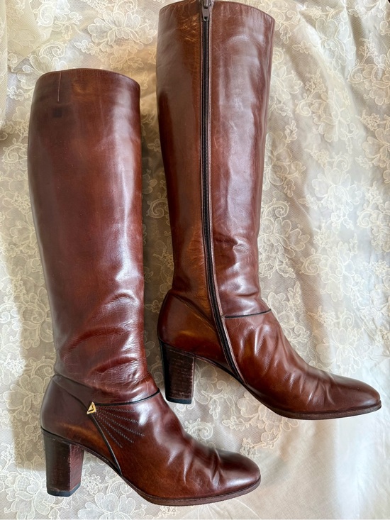 Salvatore Ferragamo Shoes - Vint Rare Ferragamo 7.5 Knee High Leather Riding Boots VINTAGE Saks 5th Collab